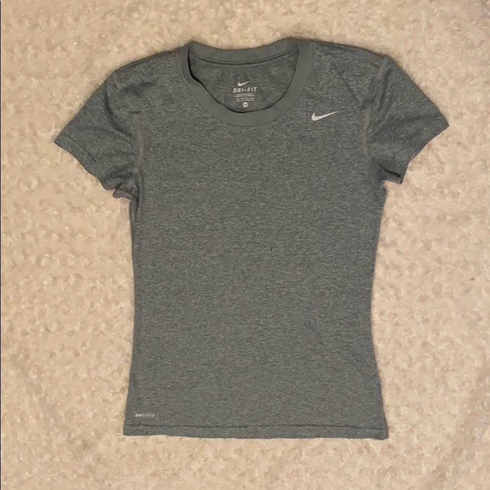 Nike Dri-fit fitted t shirt
